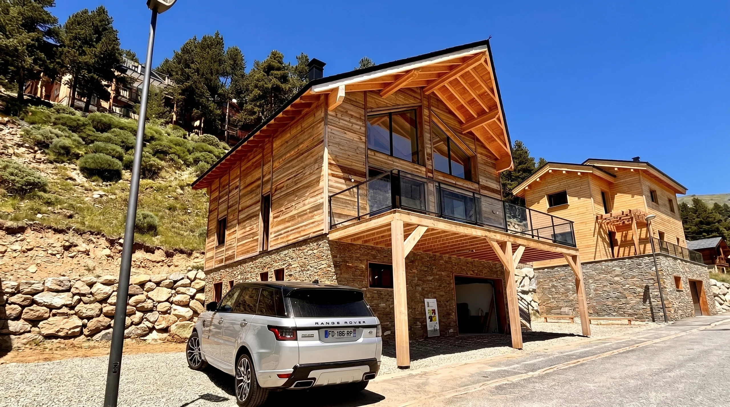 Chalet montagne en bois biosourcé livré dans les Pyrénées-Orientales